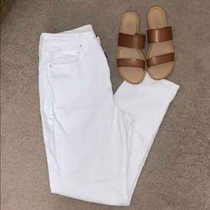 American Eagle White mom jeans